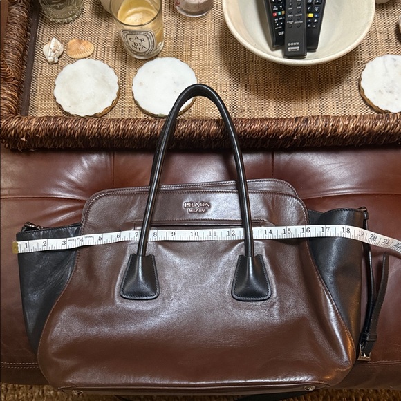 Prada black/brown two-tone crossbody handbag. - Picture 13 of 16